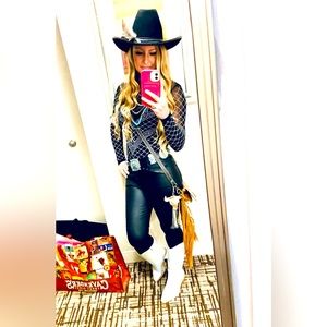 CLOSET CLEAN OUT!! Check out my closet for unique western finds!